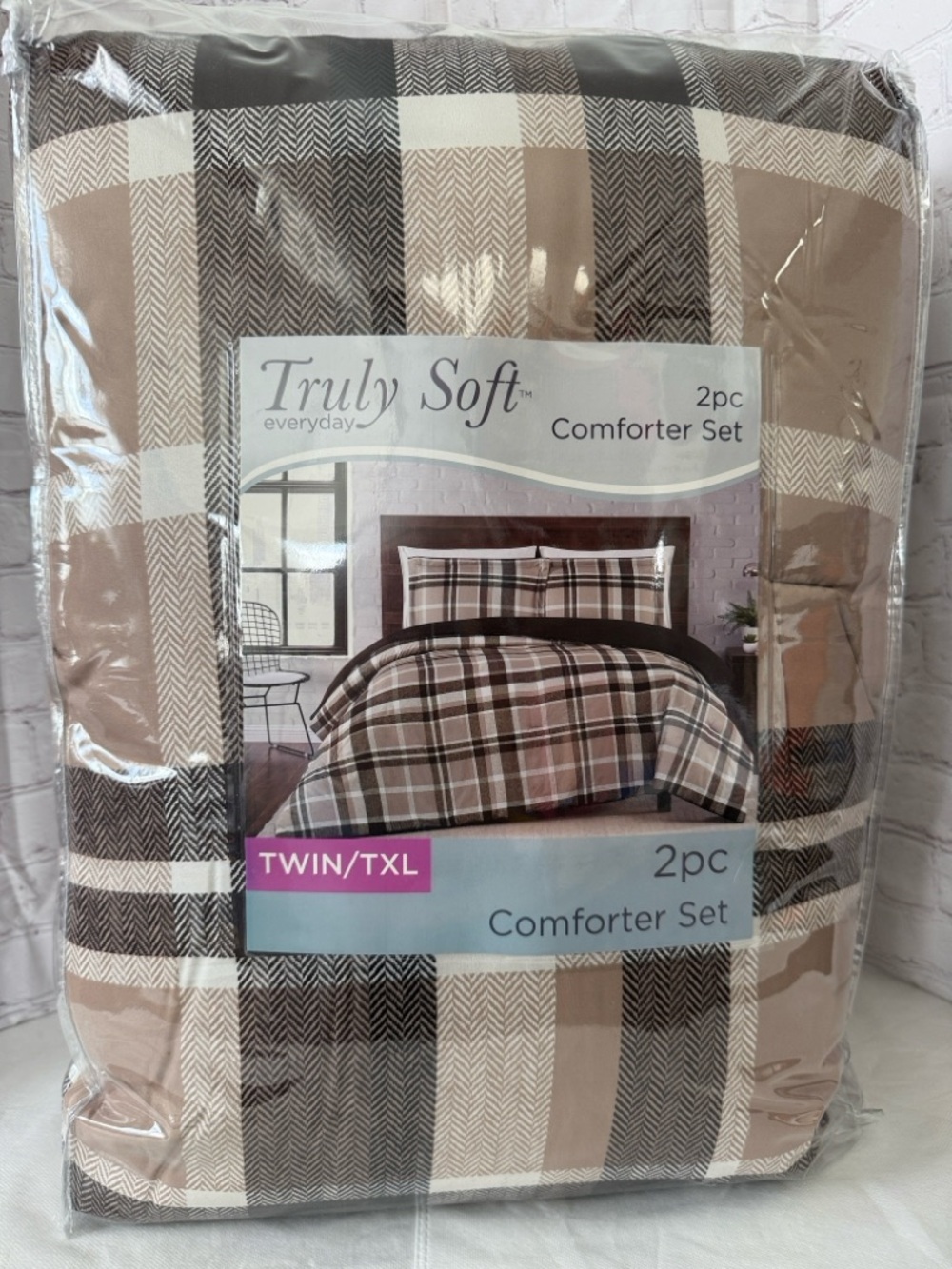 Truly Soft Twin Multi Stripe Comforter and Sham Set Unopened Original Packaging